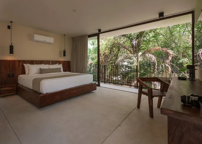 Tuuk: Luxury 5-bedroom With Private Pool And Concierge