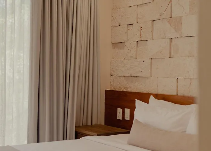 Tuuk: Luxury 5-bedroom With Private Pool And Concierge Villa